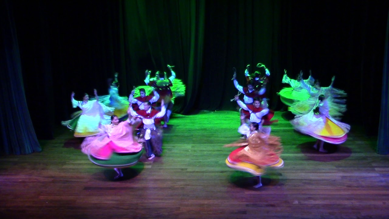 Equinoccio Artes Vivas  - Por la raza