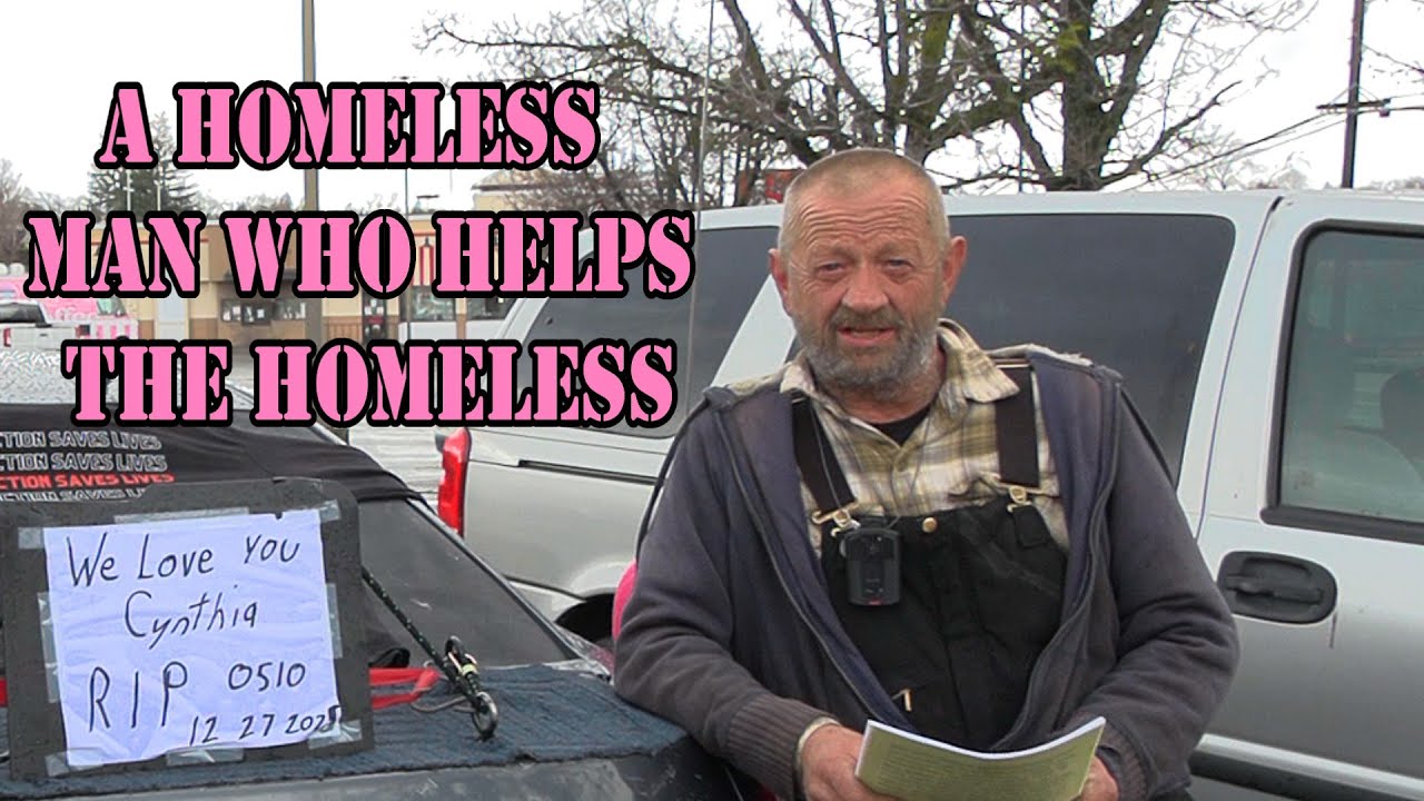 Защитник прав бездомных, сам бездомный, Джексон, Калифорния.