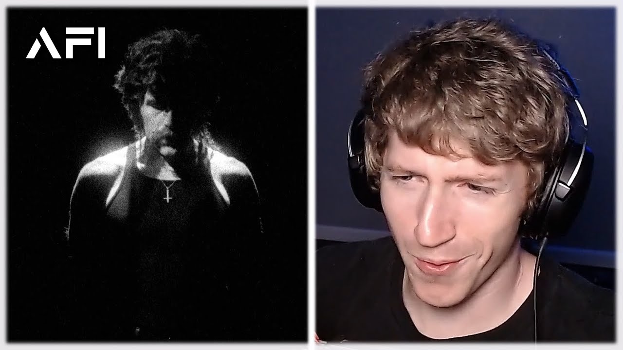 Крис РЕАКТИРУЕТ на AFI - Behind The Clock [SUB SUNDAY 