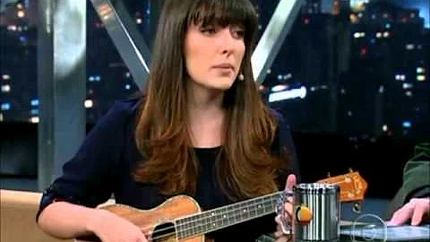 Quem é o ex da Clarice Falcão?