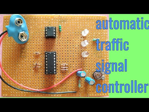 Automatic traffic signal controler using 555&4017 ic