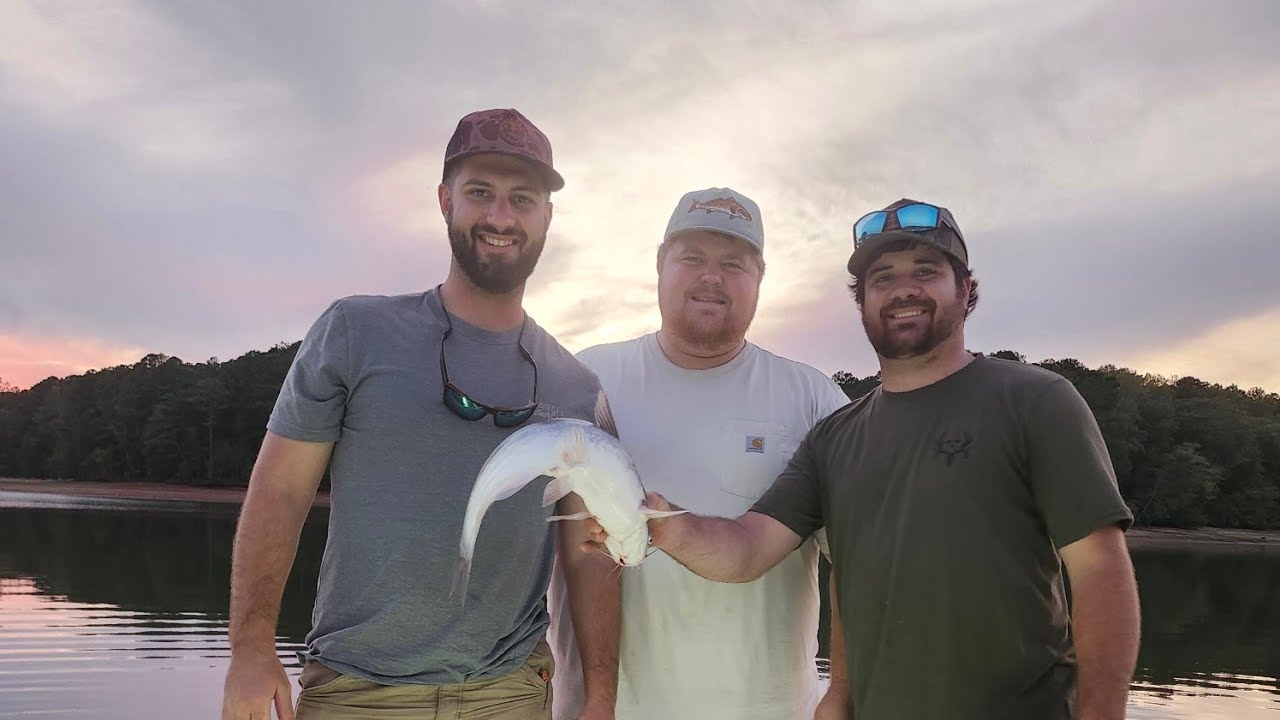 Ловля сома на поплавочную удочку в прекрасном штате Джорджия!!!