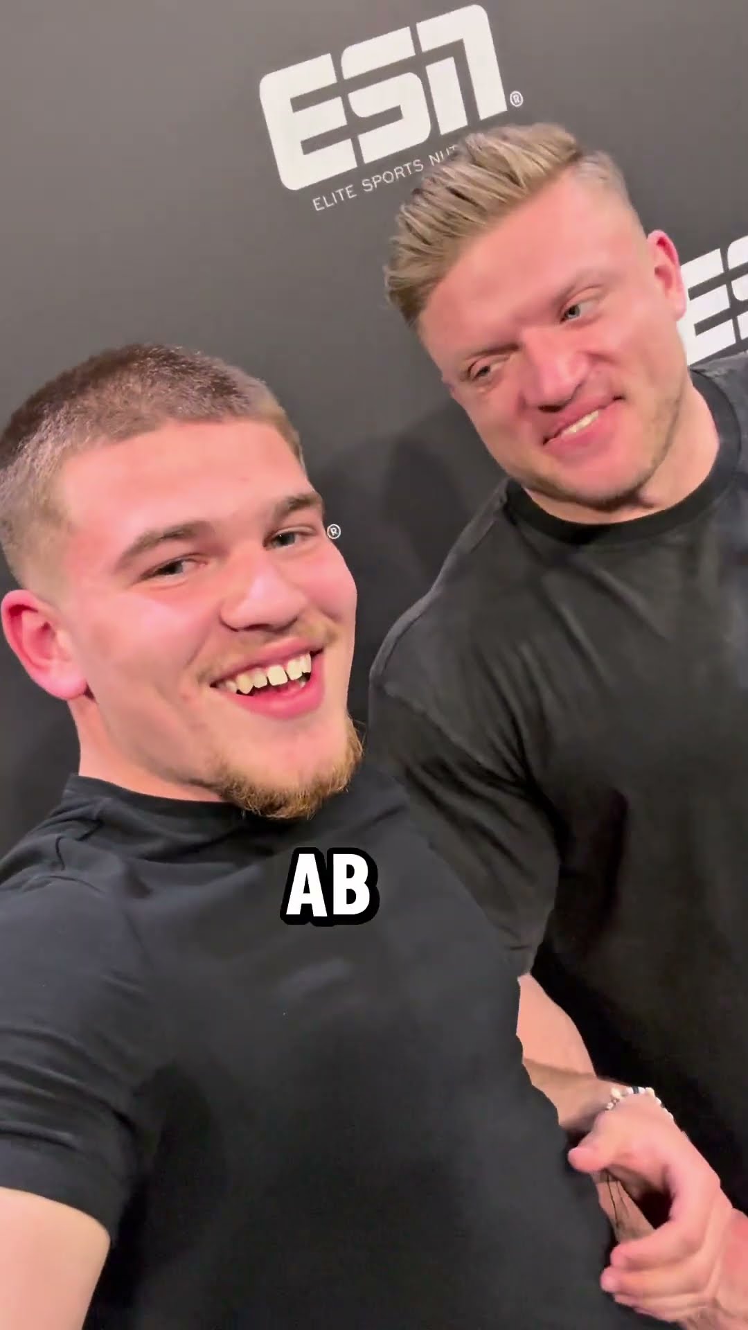 Urs ist der beste #comedy #viral #antonakki - YouTube