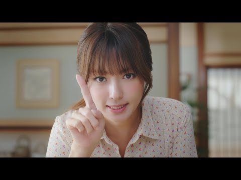 Kyoko Fukada, dressed in an apron, plays a tsundere poster girl in Nichirei Foods' new TV commerc...