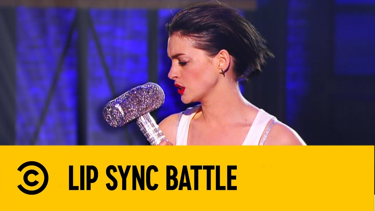 Anne Hathaway Lip Sync Battle Comedy Central LA YouTube anne-hathaway-lip-sync-battle-comedy-central-la-youtube