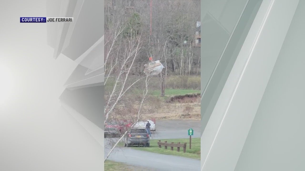 Fatal plane crash wreckage removed in Windham