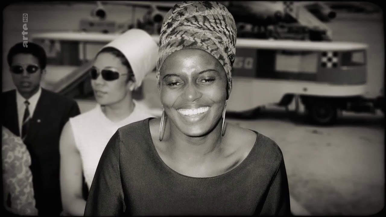 Eldridge Cleaver à Alger, la Mecque des révolutionnaires 1962 1974 Documentaire YouTube Eldridge Cleaver à Alger, la Mecque des révolutionnaires 1962 1974 Documentaire YouTube