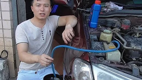 看小夥子是如何自己在家更換助力泵油的，學會了你也可以 - 天天要聞