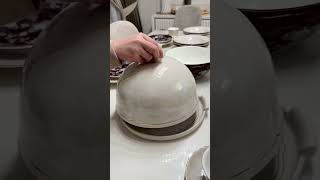 Classic Crockery 2026: Timeless Dinner Sets &amp; Luxury Cup Designs