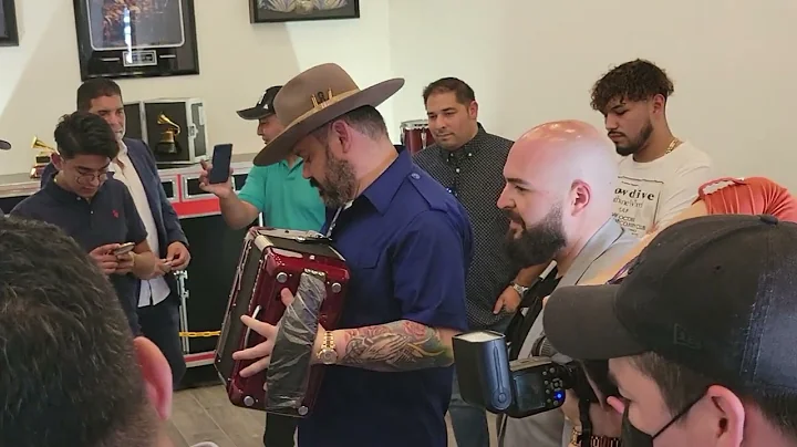 Ricky Munoz Calando Un Acordeon Pedraza