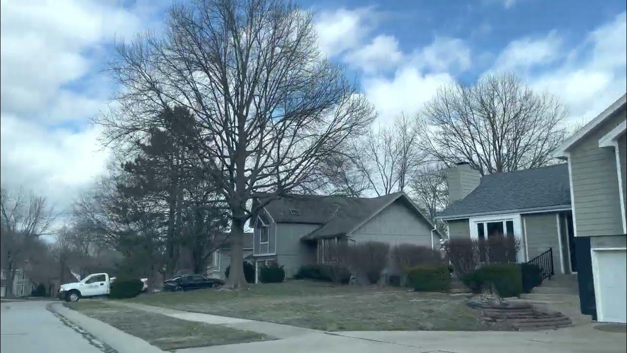 SUMMERFIELD AT OAK PARK /HOUSE/APARTMENT/OVERLAND PARK KANSAS /hood’s