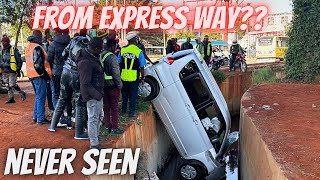 Driver Alive As NEVER Seen Acc!dent Happens Under Expressway