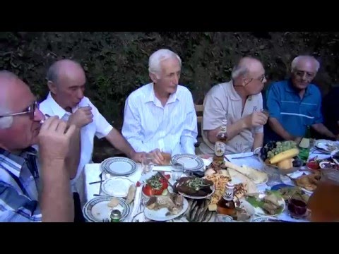 iubile bagdatshi. skolis damtavrebis 50 wlis iubile. სკოლის დამთავრების 50 წლის იუბილე ბაღდათში