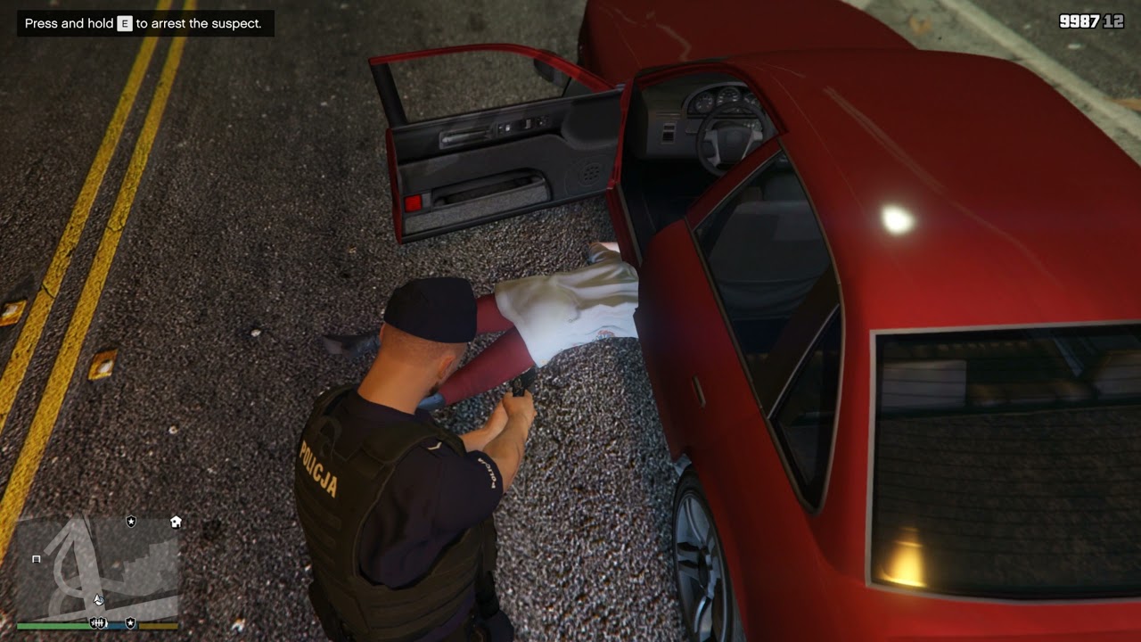 GTA V - KIA Ceed SW II Polish Police | Przejazd na czerwonym + osoba poszukiwana 4K