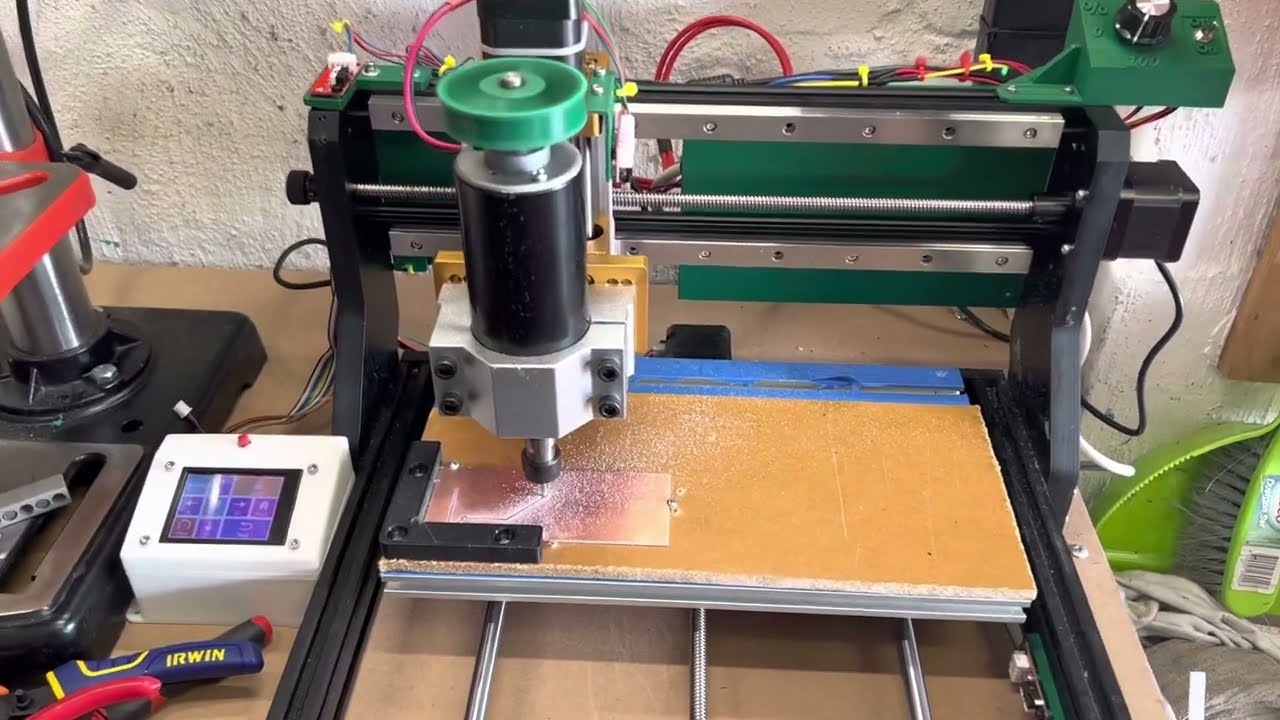 Upgraded 3018 Pro using MGN15H Linear Rails and a 500w Spindle