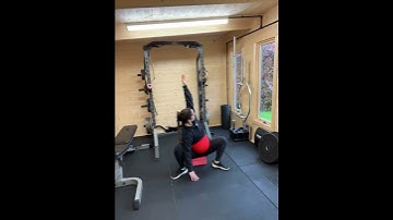 Deep squat with internal rotation