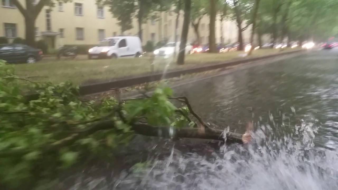 Berlin unter Wasser 27.07.2016 - YouTube