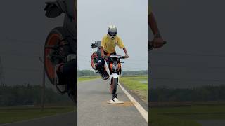 Bike Rider Ka Mehnat Sumon Stunts