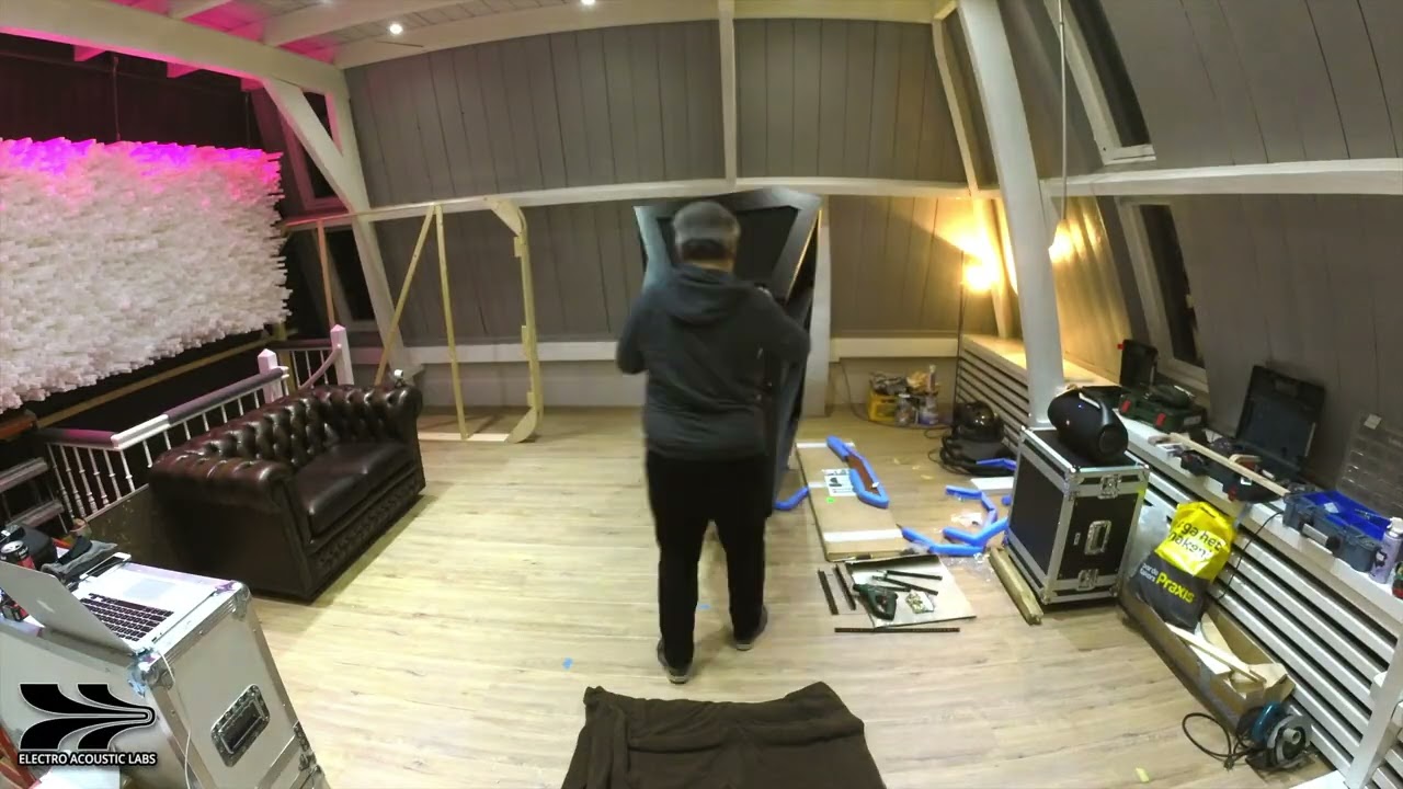 Studio Build: Curuxa Custom Desk