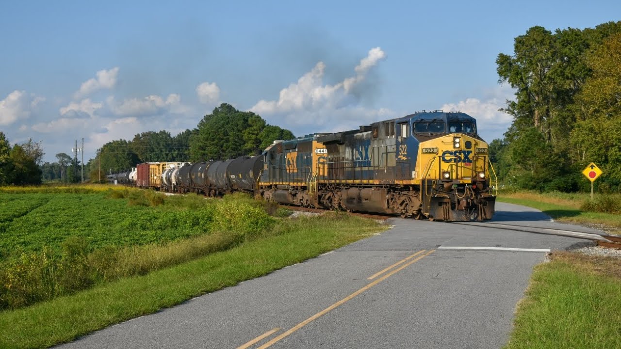 Great K5LA Action: CSX 522 (YN2) Leads L235-05 Whitehurst, NC 10/5/24 ...