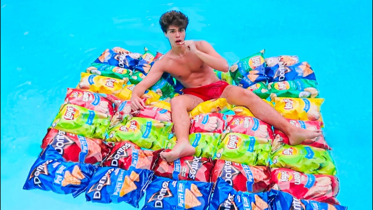 BUSTING DUMB SUMMER LIFE HACKS!