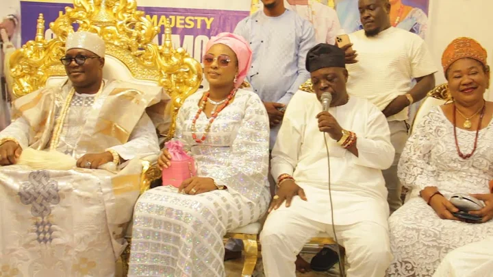 IWAYA KING BLESSED BARRY SHINE LAGOS BIG BOI AND WIFE WITH THE CHIEFTAINCY TITLES