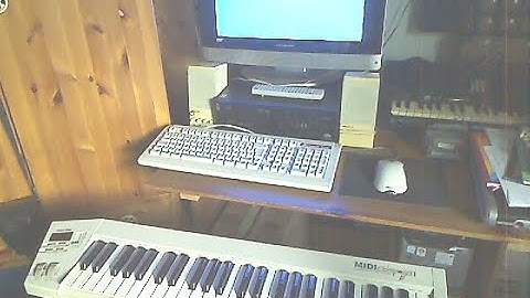 Quickshot MIDI composer QS836 [Gameport MIDI keyboard controller]