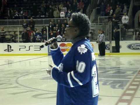 O Canada - Rochelle Hanson sings national anthem