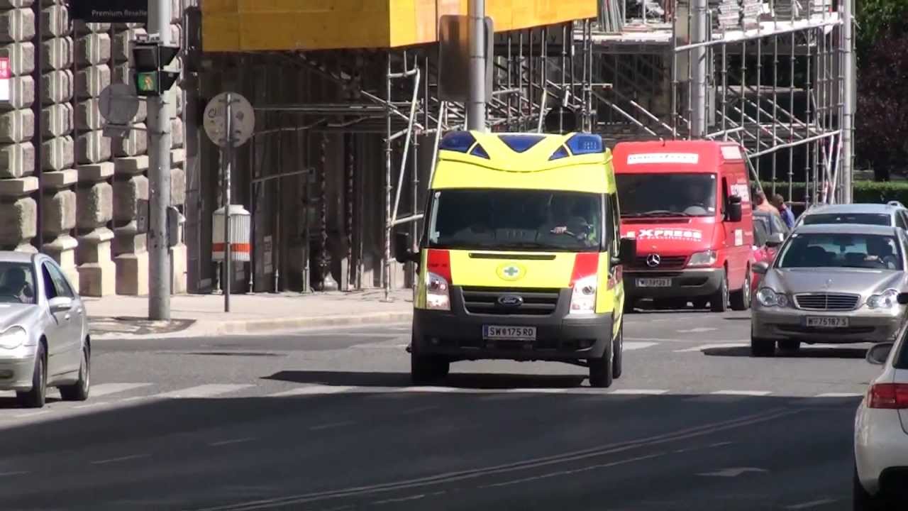 2x KTW Grünes Kreuz Wien