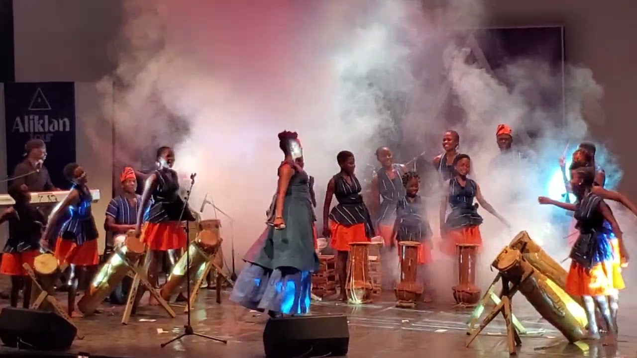 Les Pepit'Arts au concert de Pepe Oleka, IFB