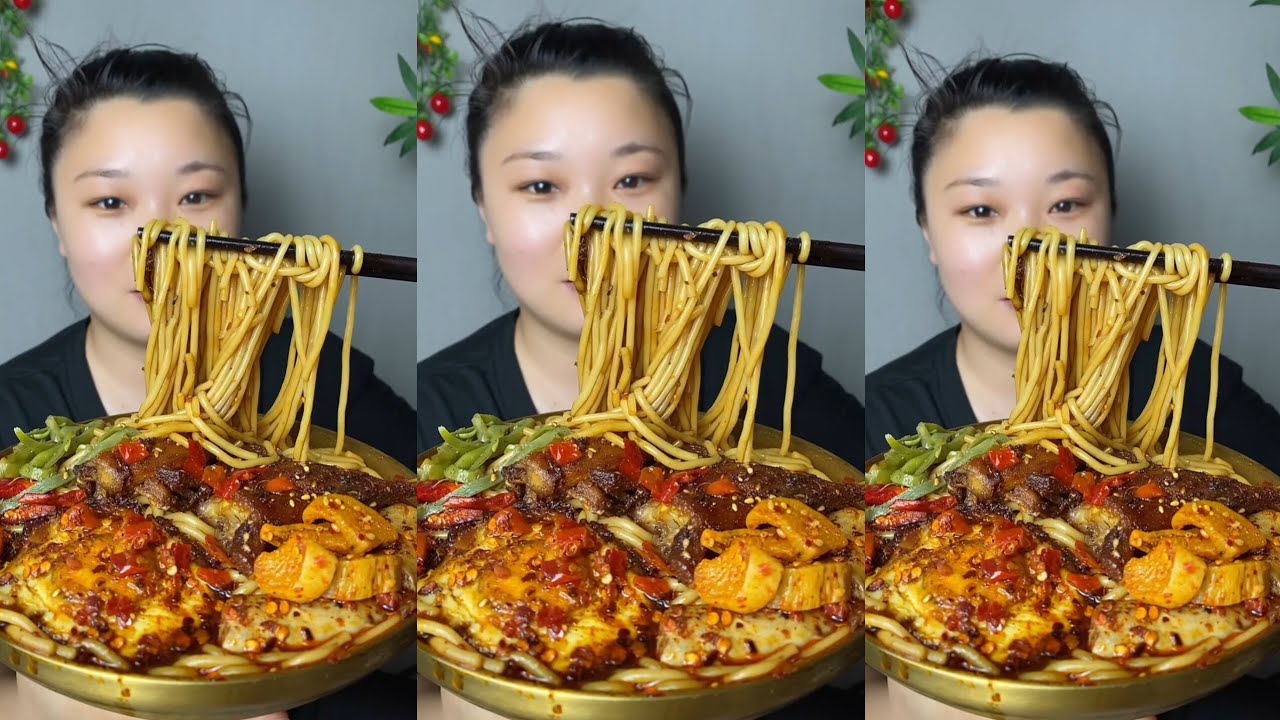 Yummy #24 ,Chinese mukbang, huge Spicy Noodles feast! 🍜 & Dumpling Soup 🍲😋.