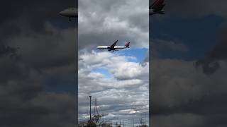 Delta Airlines Airbus A330-300 Arriving JFK Airport #shorts #shortsviral #shortvideo #trending