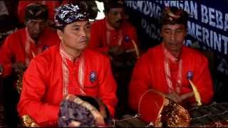 Sekehe Angklung DWI BHINE TUNGGAL - Desa Kayuputih - Tabuh Angklung Part II..