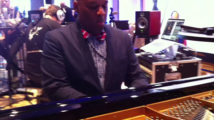NAMM 2014 Kenneth Crouch at Ravenscroft pianos for...