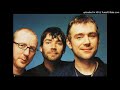 Capture de la vidéo Blur - Live At Manchester Apollo, 28Th November 2003 (Part 2 Of 2)