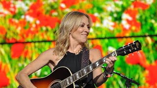 Sheryl Crow - Everyday Is a Winding Road (Live at Farm Aid 2022)