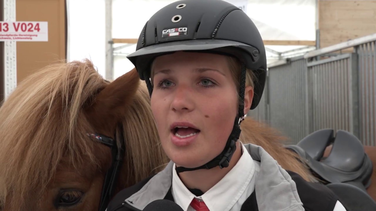Bea 17 Augenschein Bei Den Ausstellern Islandpferde Youtube