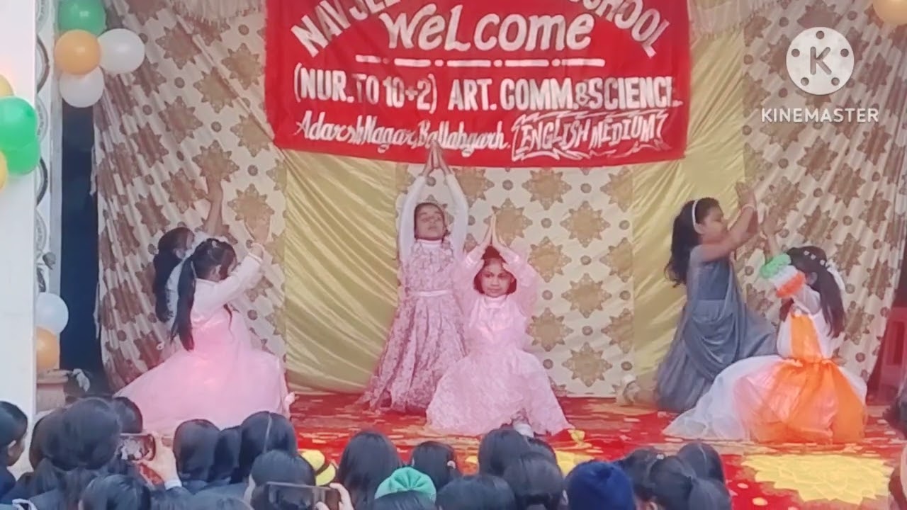 2nd Class Students Dance Performance in Nav Jeevan Sr Sec School at Republic Day in Ballabgarh