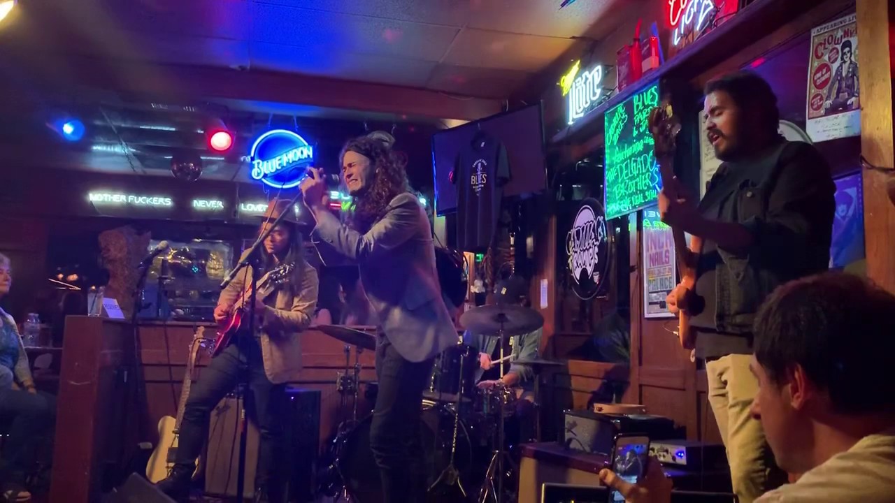 Three O’Clock Blues /// The Real Stills Live at Maui Sugar Mill w