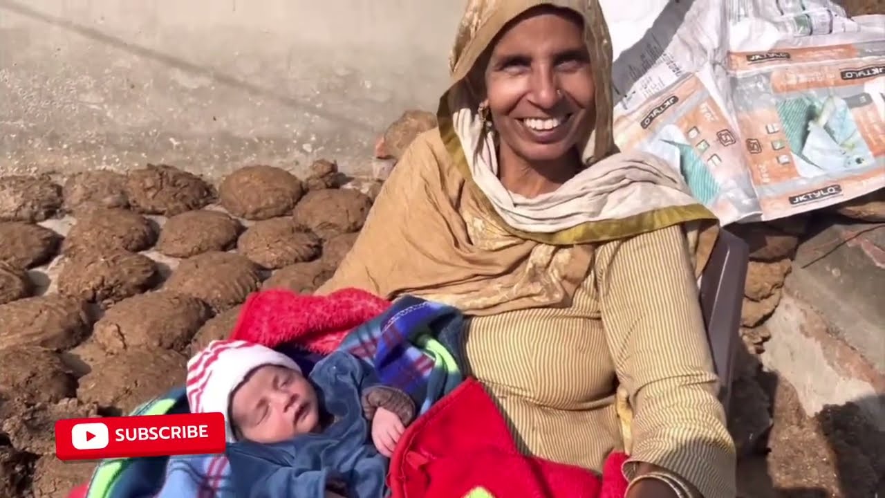 आज आध्या का पहला दिन स्कूल में 🧑‍🏫 सभी ने मिलकर बनाई गोंद के लड्डू 🧆