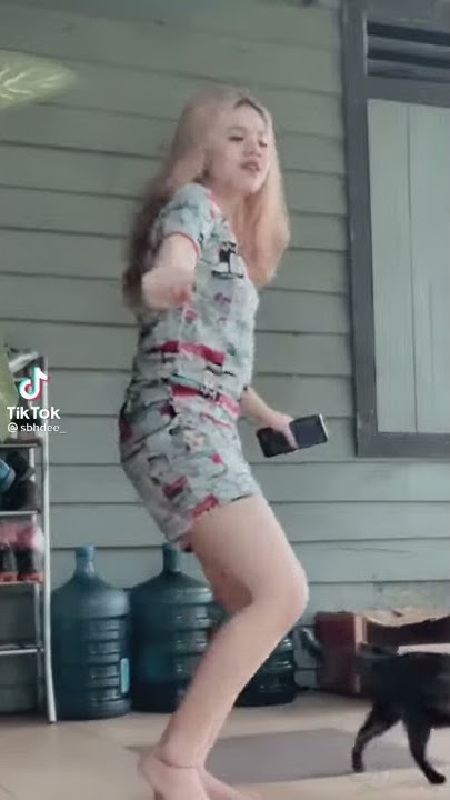 SOIBAH DEE TIK TOK || JOGET Dj DIAM DIAM MENYUKAIKU || TIK TOK 2021-