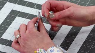 How to Slipstitch – Ladder Stitch