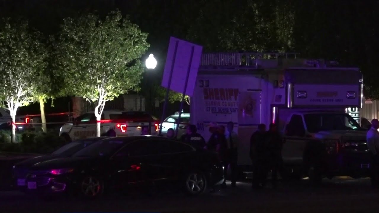 Deputies shoot man accused of breaking into cars in NW Harris Co. - YouTube