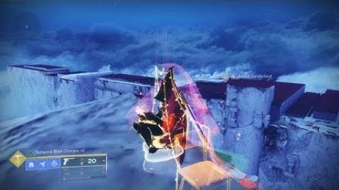 [Destiny 2] Hacker? Guy was flying
