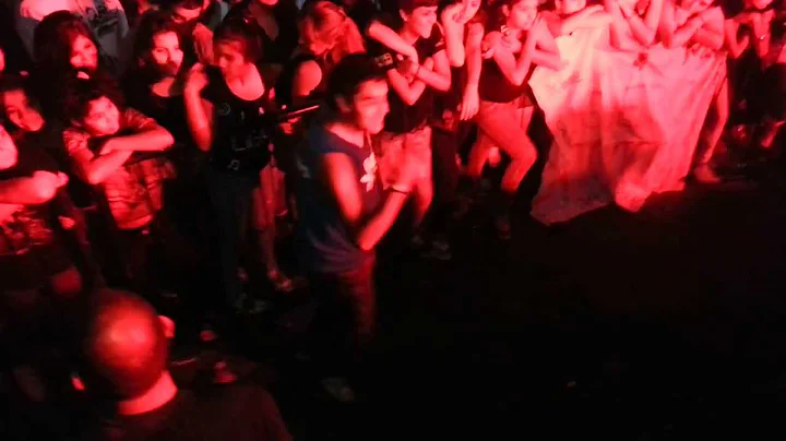 CESAR DEL CASTILLO BAILANDO JAJAJAJAJAJAJAJA...