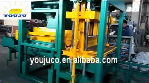 QTJ4-25 cement block making machine