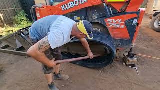 How to change rubber tracks on a kubota svl 75-2 How to change rubber tracks on a kubota svl 75-2