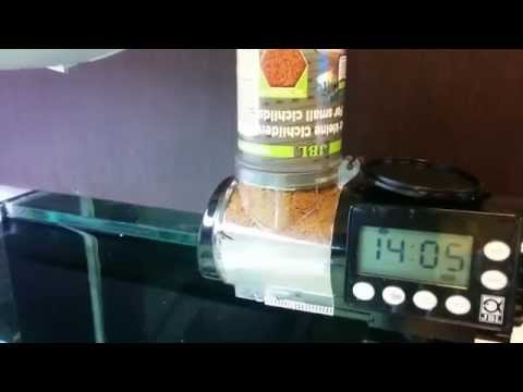 JBL AutoFood Black - автоматическая кормушка для аквариумных рыб JBL AutoFood Black - автоматическая кормушка для аквариумных рыб