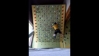 Moonboard Benchmarks: Bicep Warm Up (7b / V8) screenshot 4