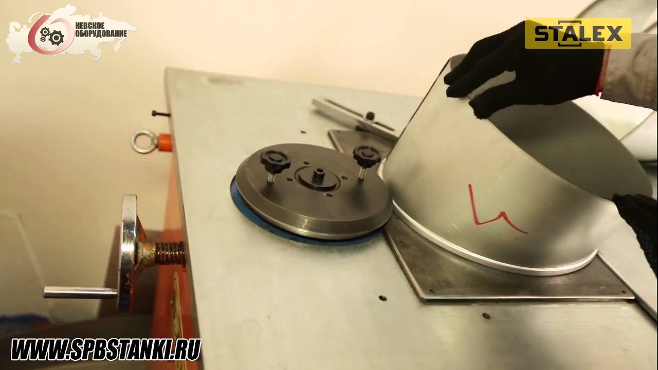 Станок для сборки сегментных отводов Stalex серии SBWT-1000 в работе